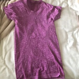 Lululemon Swiftly Tech Short Sleeve Crew